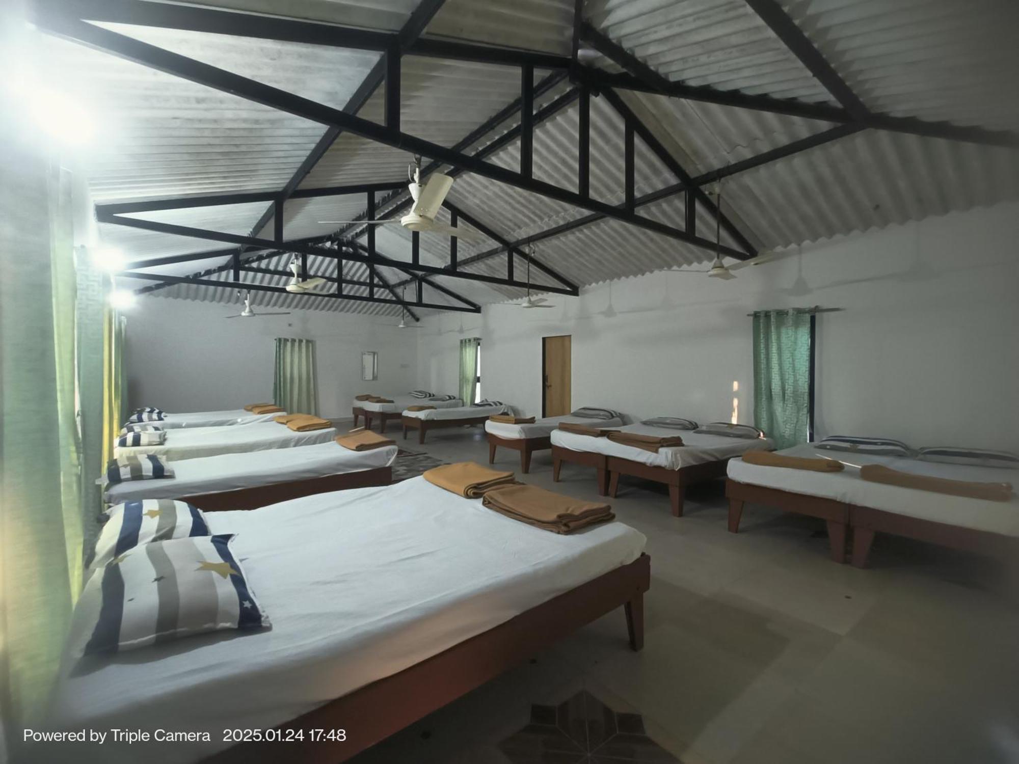 Gir County Resort Sasan Gir Bilik gambar
